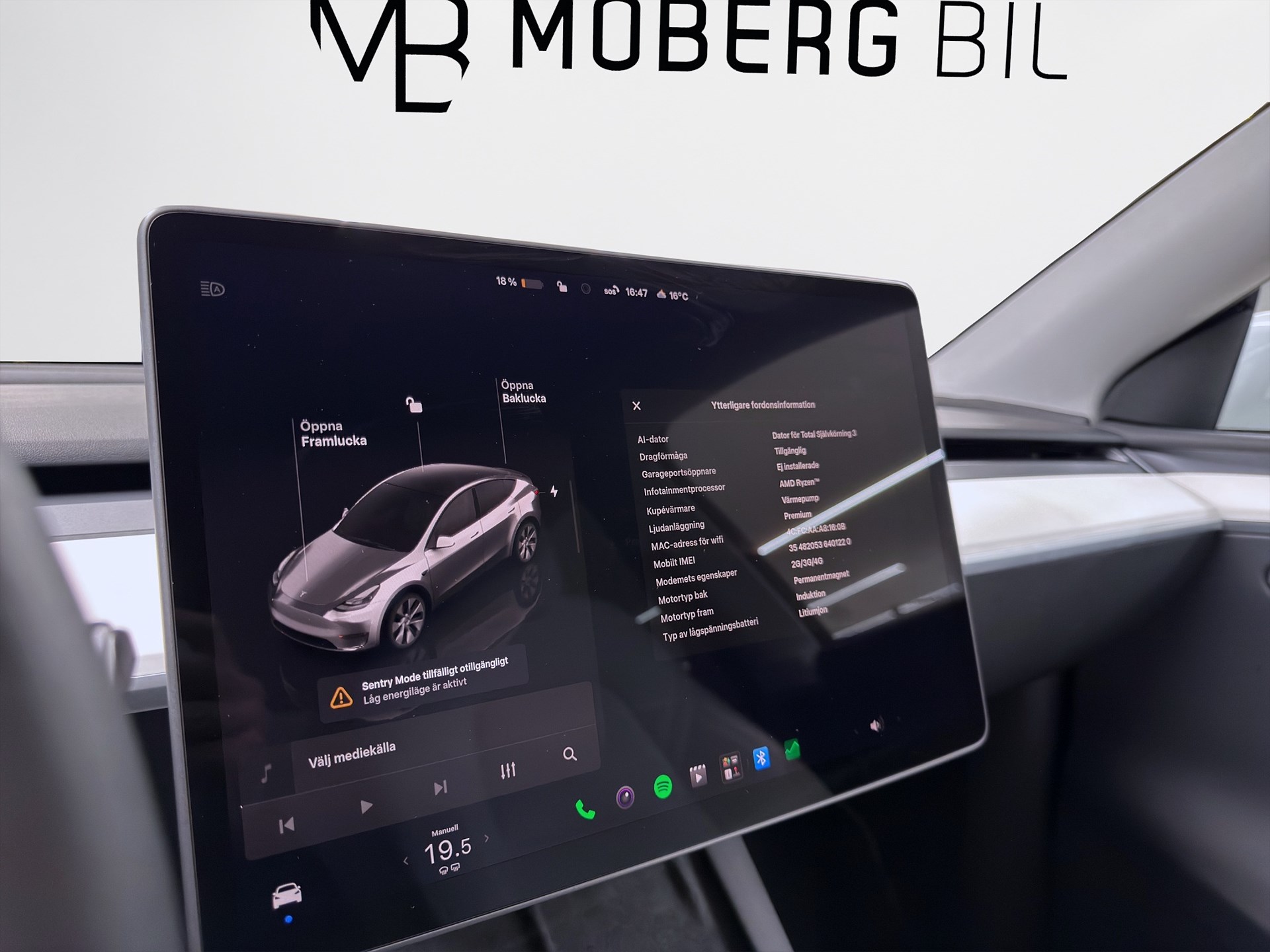 Tesla Model Y Long Range 514hk Pano Drag B-Kamera Läder MOMS