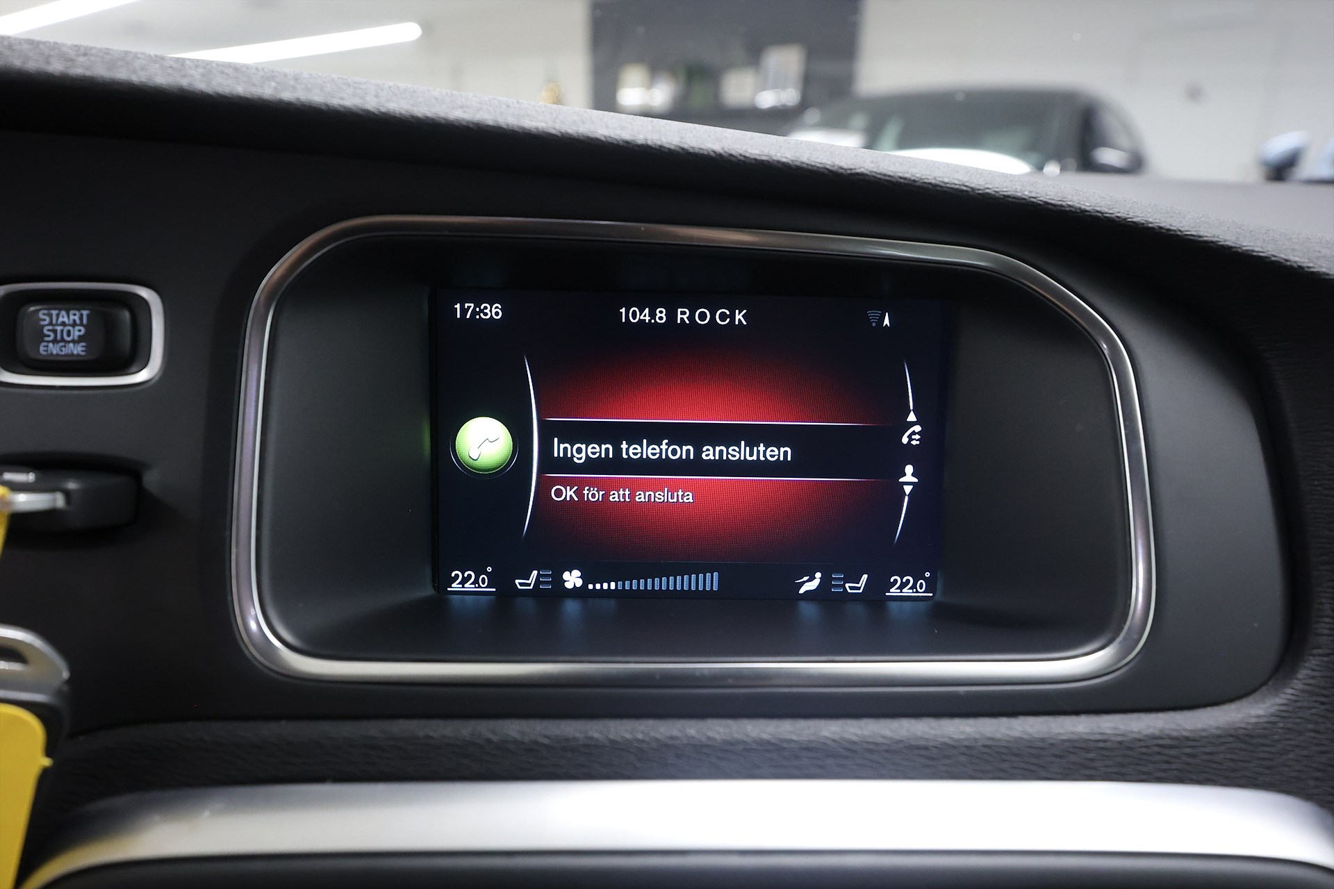 Volvo V40 D3 150hk *Hjulkampanj!* Momentum Drag Värmare