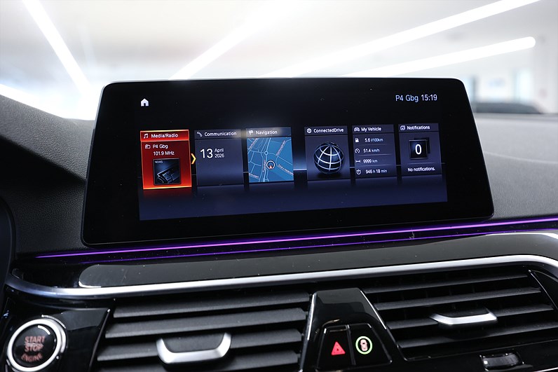 BMW 520d Touring 190hk Sport Line Navi PDC B-Kamera