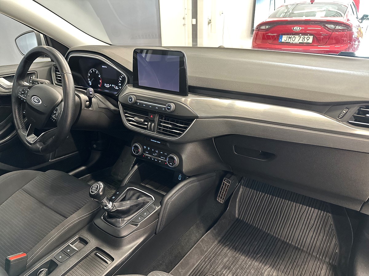 Ford Focus – bild 9