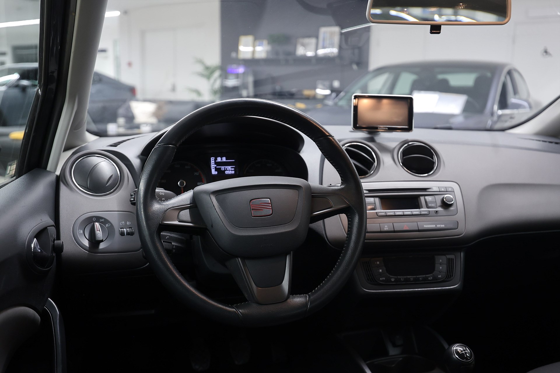 SEAT Ibiza 1.2 TSI 105hk *Kampanj!* Style PDC Bluetooth Farth