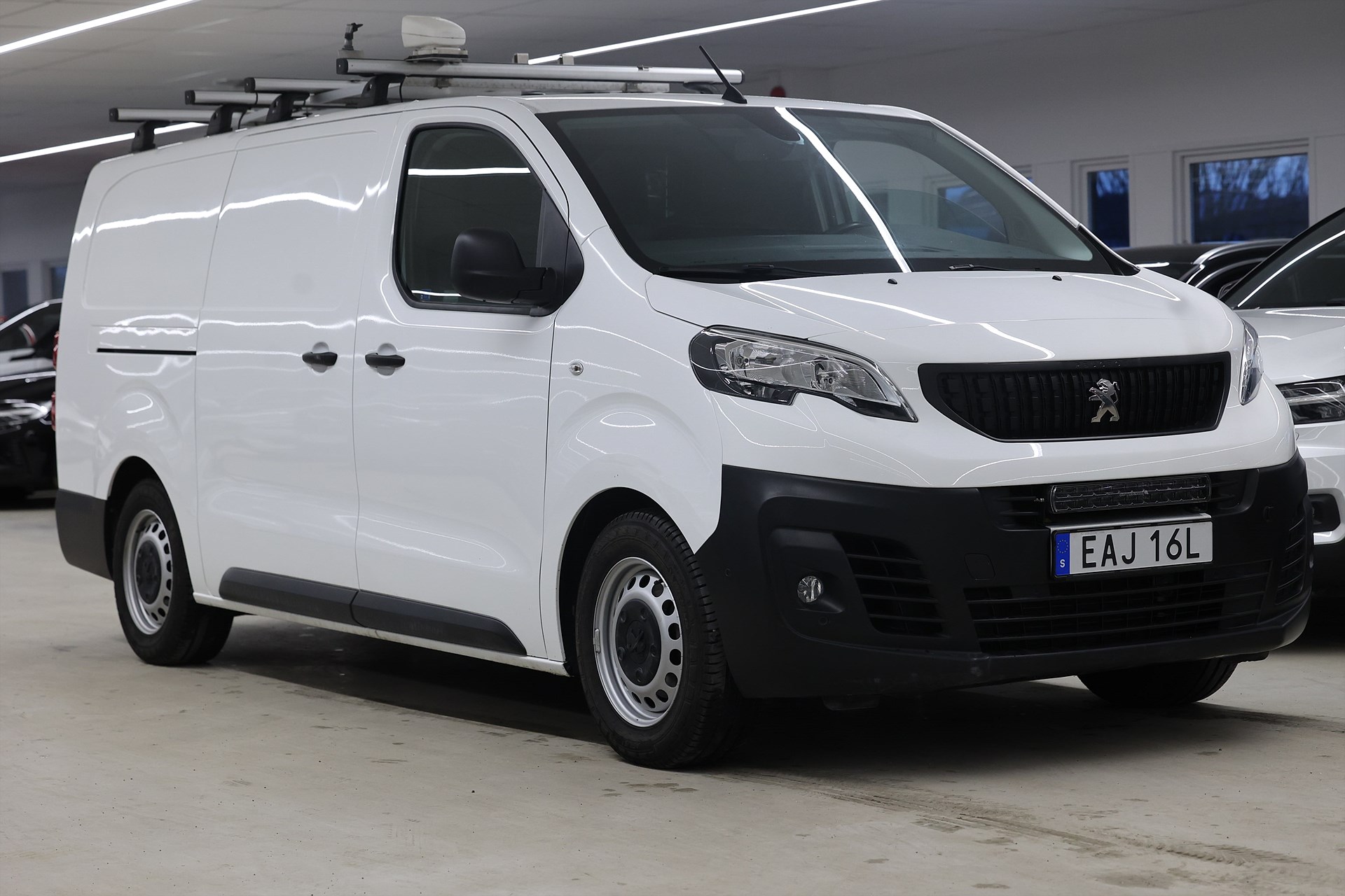 Peugeot e-Expert 75 136hk *Kampanj!* L2 V-inrett Drag MOMS