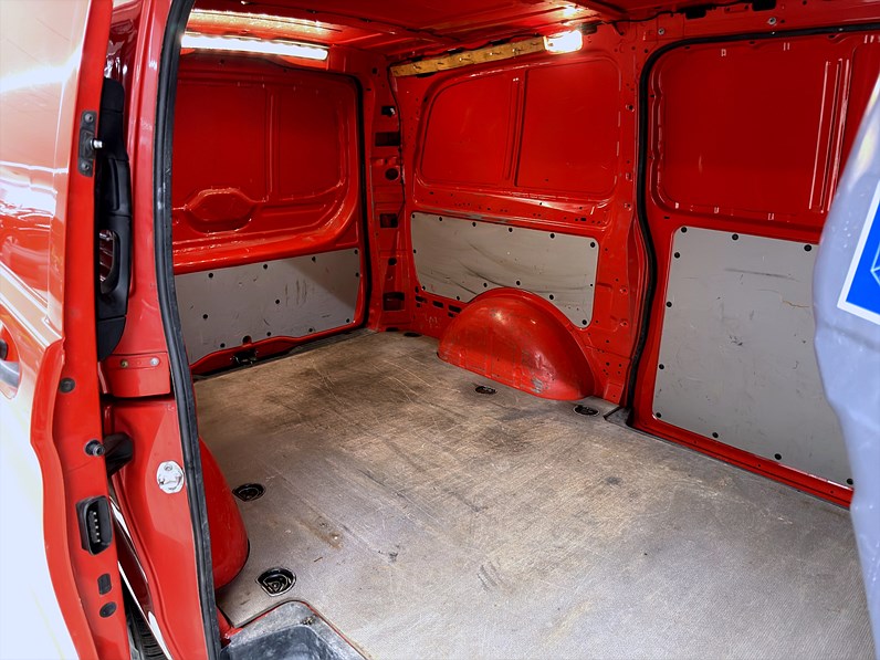 Mercedes-Benz Vito 114 CDI 2.8t 136hk Helg på Moberg! Drag Takräcke