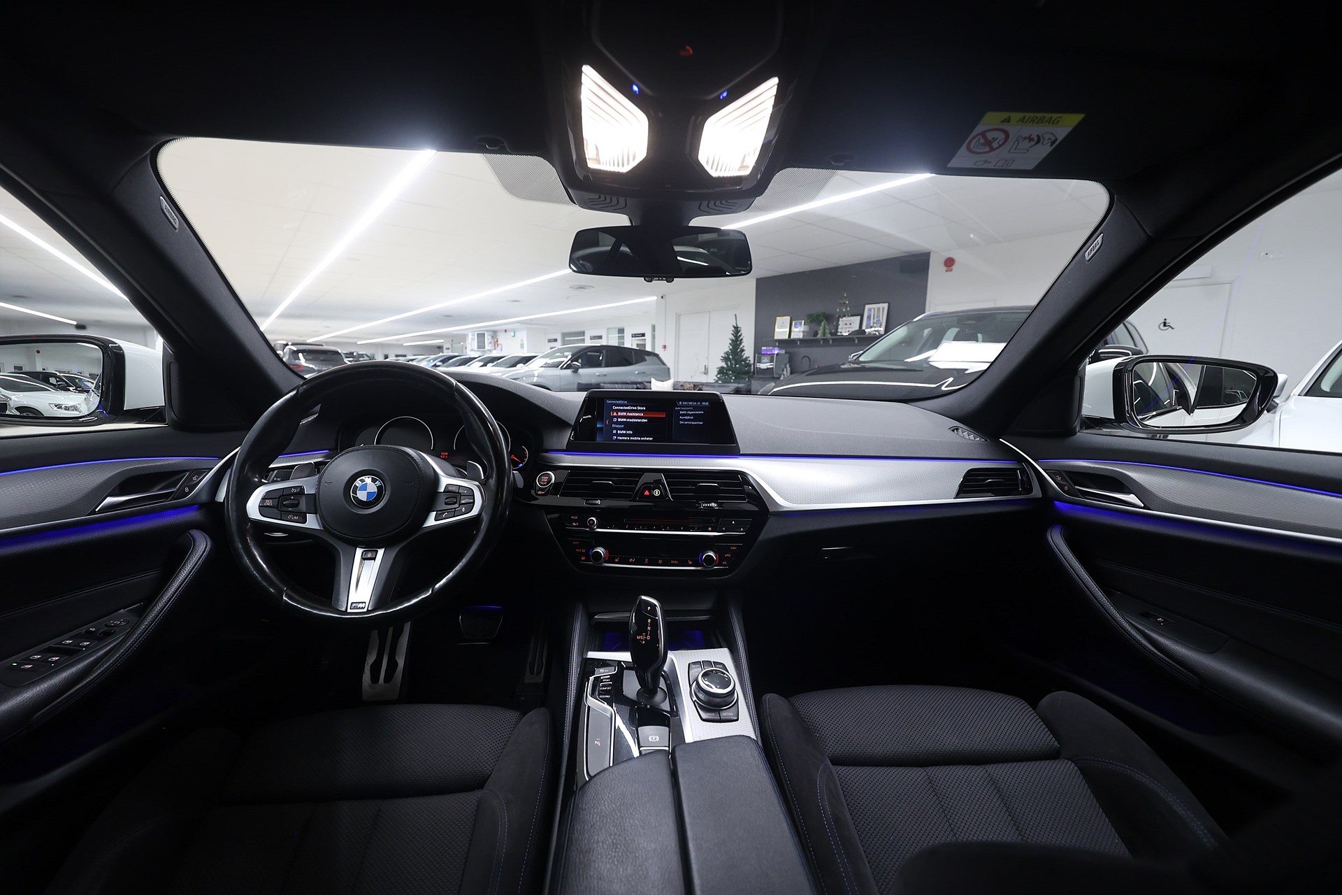 BMW 530i Sedan 252hk M Sport Shadow HiFi Drag