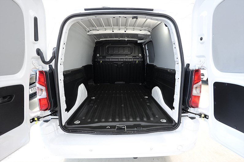 Citroën Berlingo 1.5 BlueHDi 130hk L2 Business 360 Värmare B-kamera
