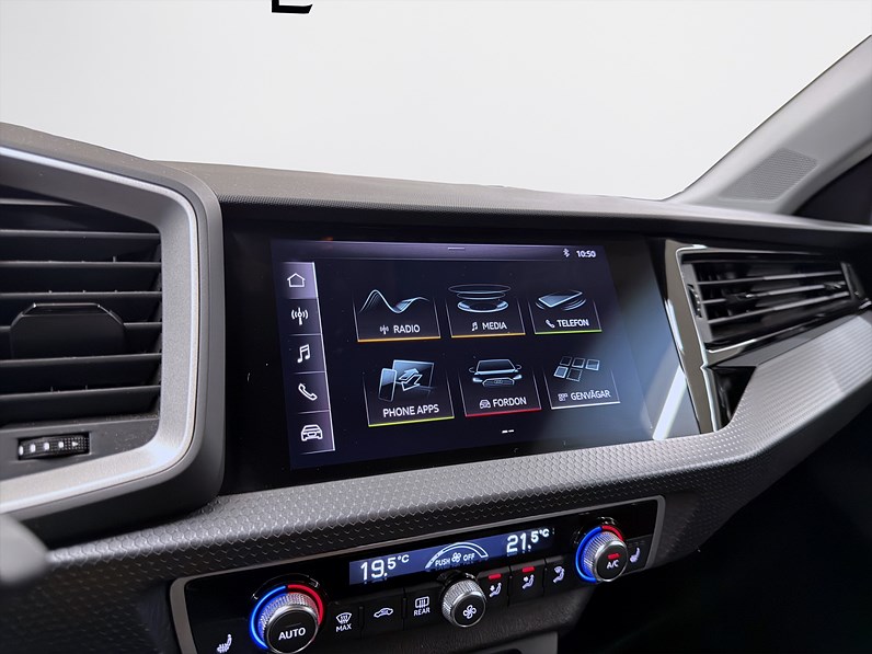 Audi A1 Sportback 30 TFSI 116hk Proline Adv PDC CarPlay