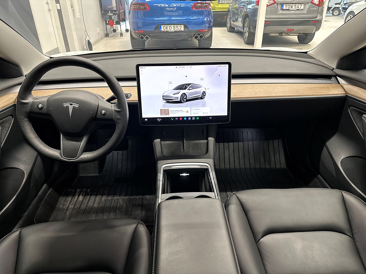 Tesla Model 3 – bild 15