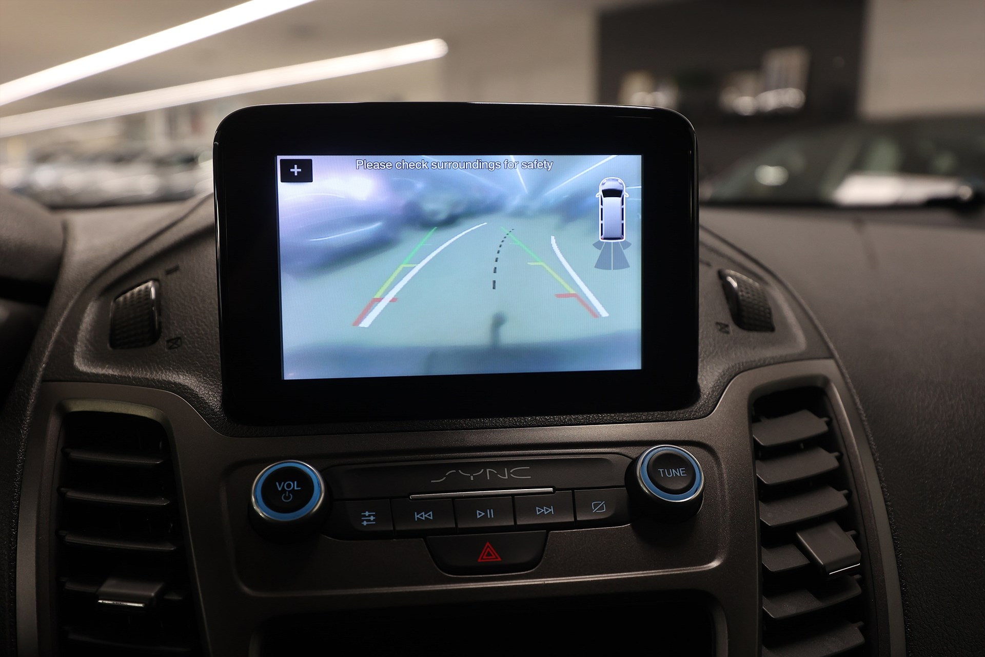 Ford Transit Connect 210 LWB 1.5 100hk V-inrett Drag Värmare