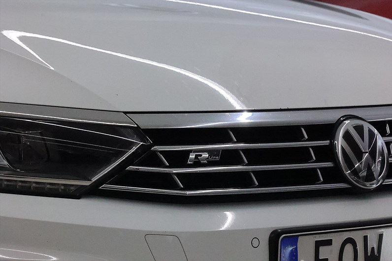Volkswagen Passat SC 2.0 TDI 4M 190hk R Line Executive Nappa