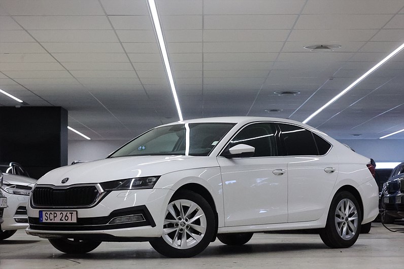 Skoda Octavia 1.0 TSI 110hk Style Keyless CarPlay Drag B-Kamera