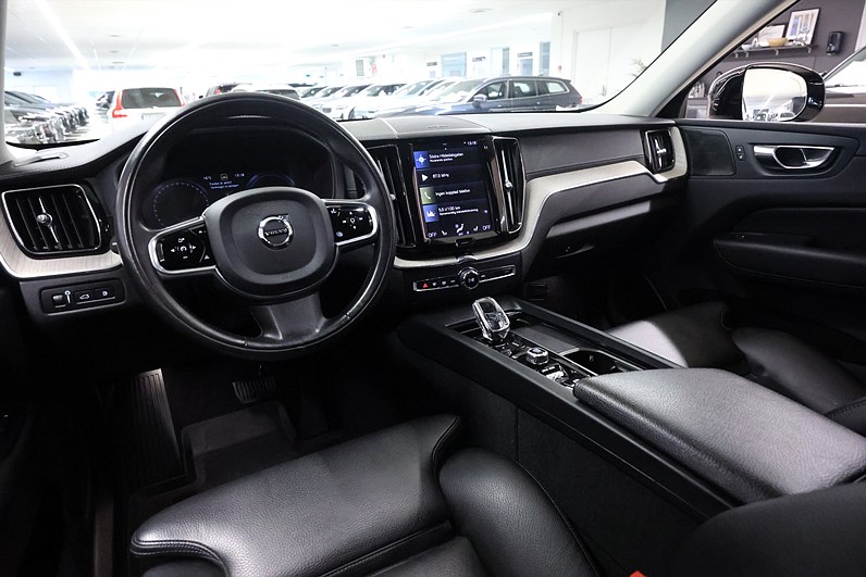 Volvo XC60 Recharge T6 AWD 340hk Inscription Pano H/K 360 Navi