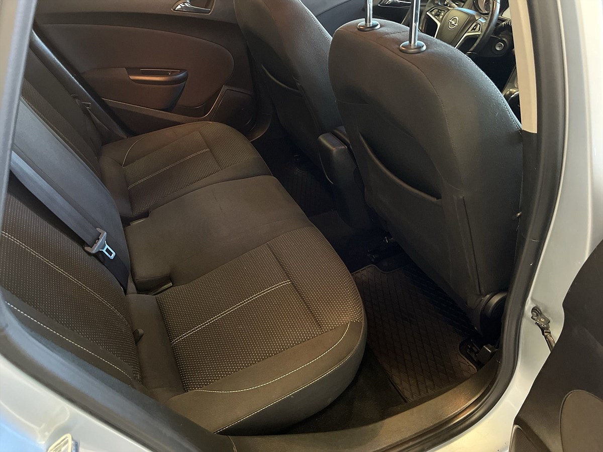 Opel Astra Sports Tourer 1.4 Turbo Automatisk, 140hk, 2016