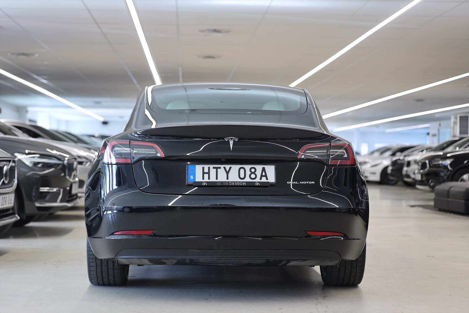 Tesla Model 3 Long Range AWD 440hk AP Pano Läder Navi Drag