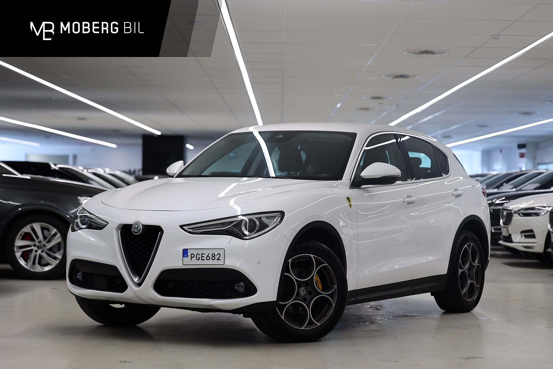 Alfa Romeo Stelvio 2.2 D 210hk AWD Super Keyless B-Kamera Drag