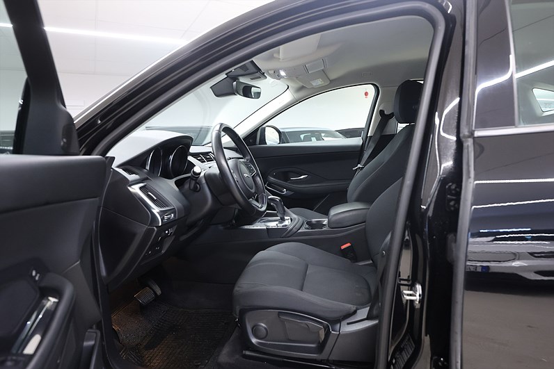Jaguar E-Pace D150 AWD 150hk *Hjulkampanj!* B-kamera Drag
