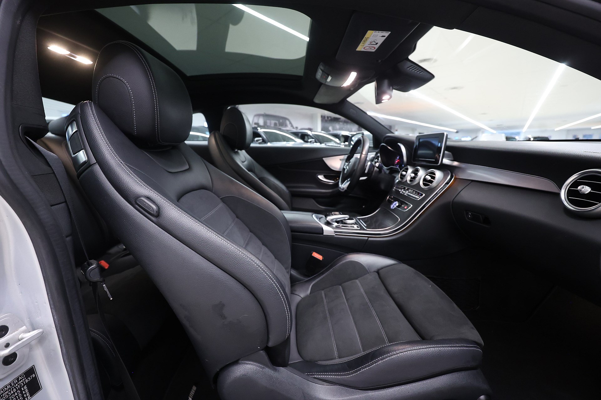Mercedes-Benz C 300 Coupé 211hk *Hjulkampanj!* AMG Pano Bur