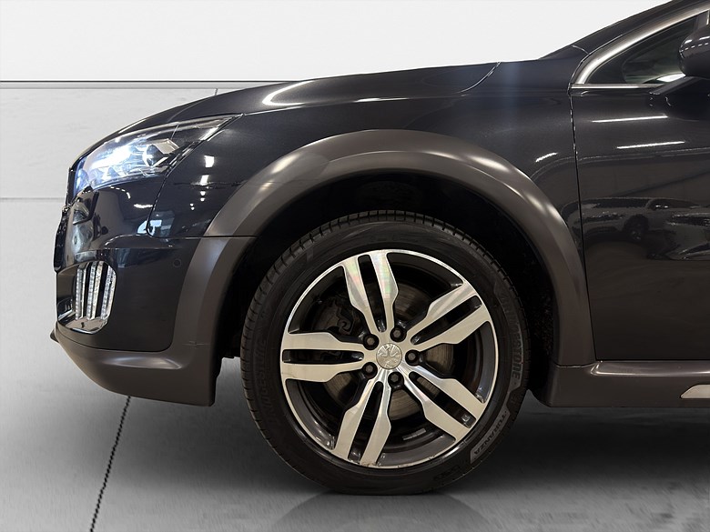 Peugeot 508 RXH 2.0 BlueHDi Aut HUD Pano Navi Kamera 2016, grå – bild 22 av 23, begagnad hos Niber i Järfälla