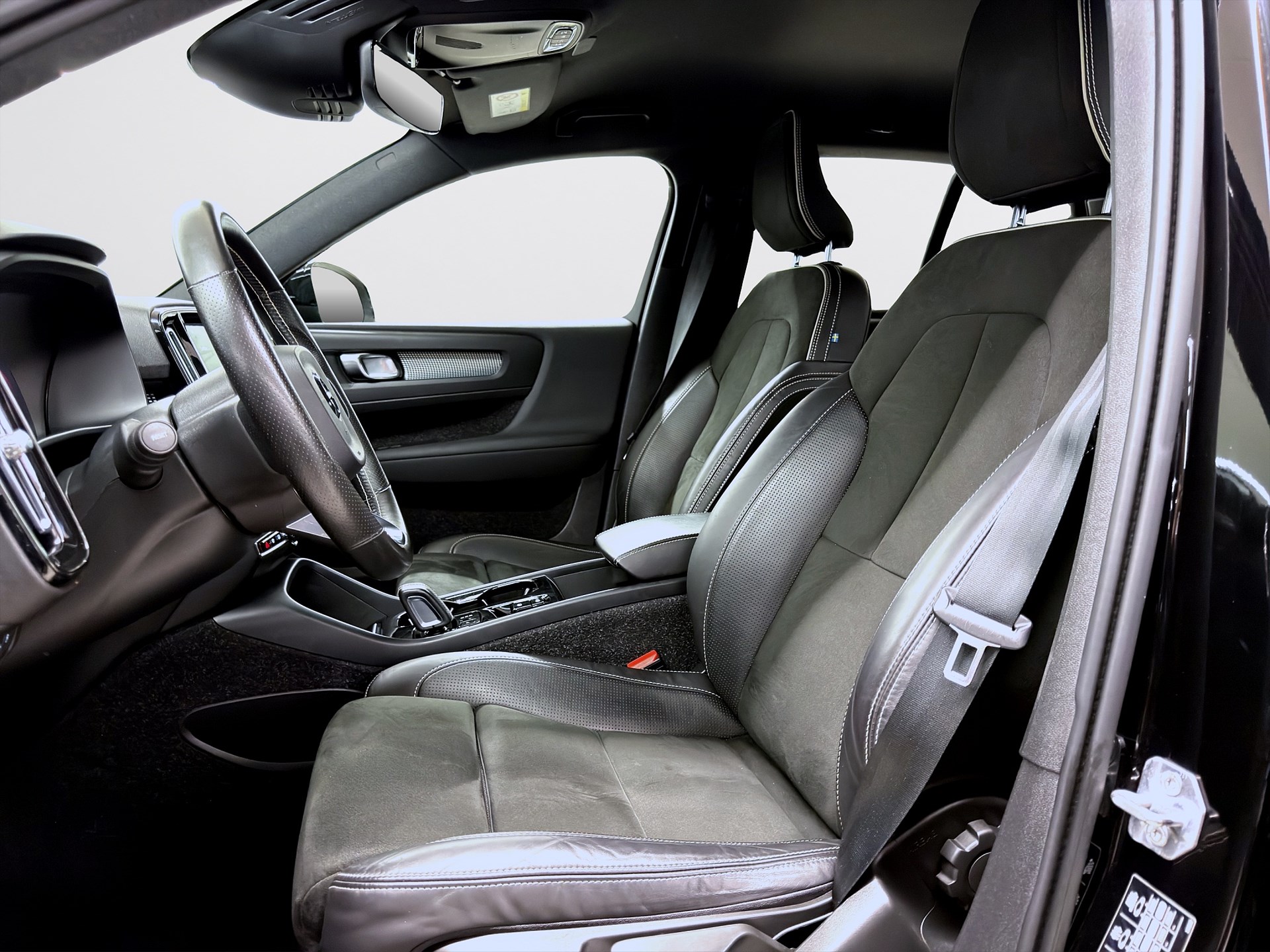 Volvo XC40 Recharge T5 262hk R-Design Navi Keyless B-Kamera