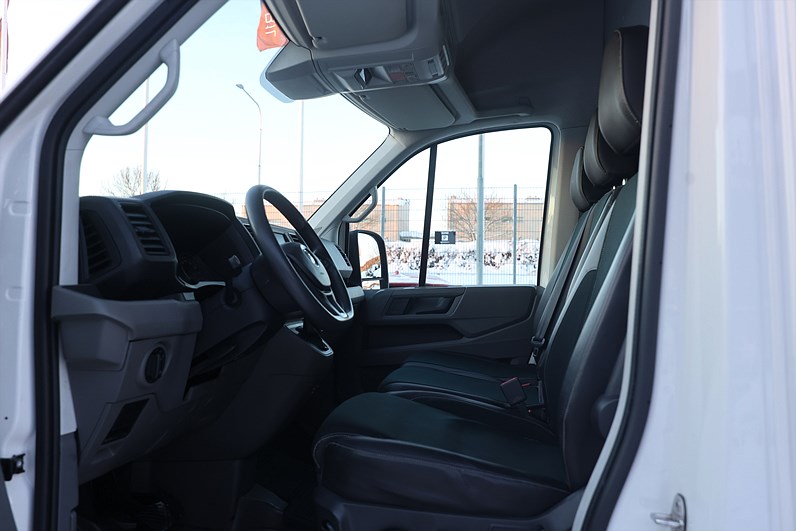 Volkswagen Crafter 35 2.0 TDI 177hk L3H2 Värmare