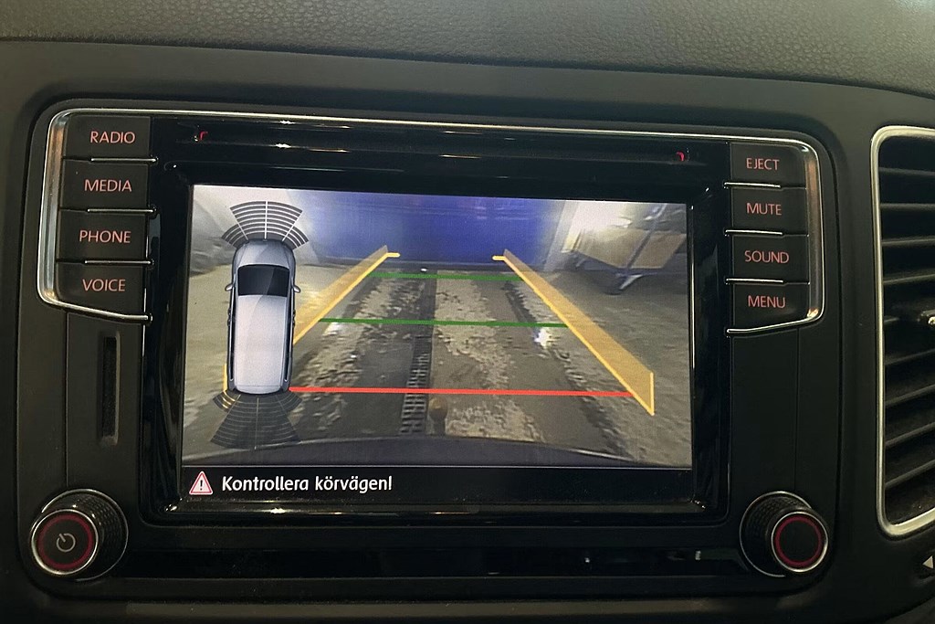 Volkswagen Sharan GT 2.0 TDI 4M 7-sits Drag Värmare ACC Skinn 184hk – bild 7 av 11