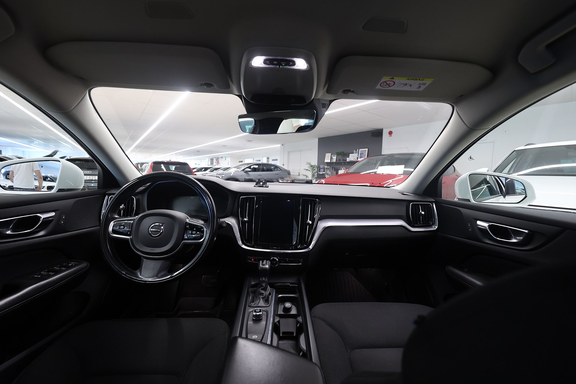 Volvo V60 D4 AWD 190hk *Hjulkampanj!* Momentum Drag