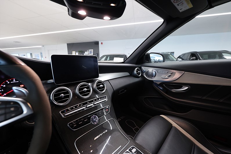 Mercedes-Benz AMG C 63 S Cab 510hk Performance Burmester HUD