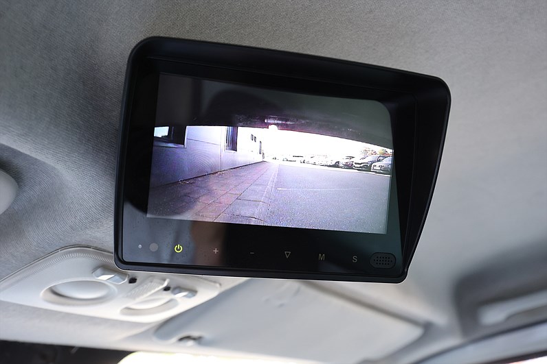 Iveco Daily 2.3 JTD 146hk Kylbil BG-Lyft Webasto LEASEBAR