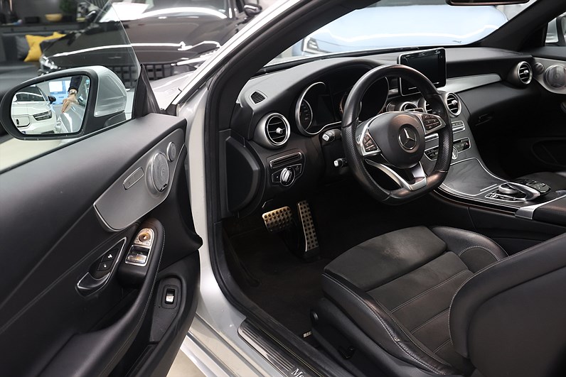 Mercedes-Benz C 300 Coupé 211hk *Hjulkampanj!* AMG Pano Bur