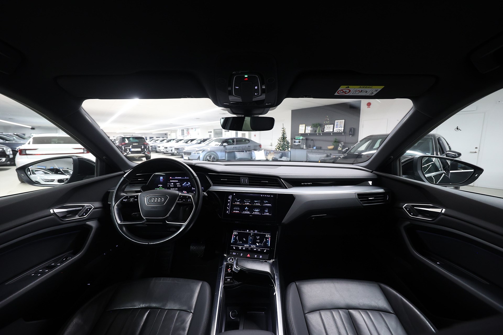 Audi e-tron 50 Quattro 313hk *Hjulkampanj!* Proline Navi B-kamera Drag MOMS