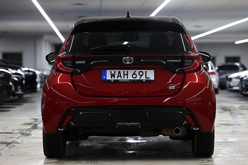 Toyota Yaris Hybrid 116hk *Kampanj!* GR-Sport Plus pkt HUD JBL Bi-Tone