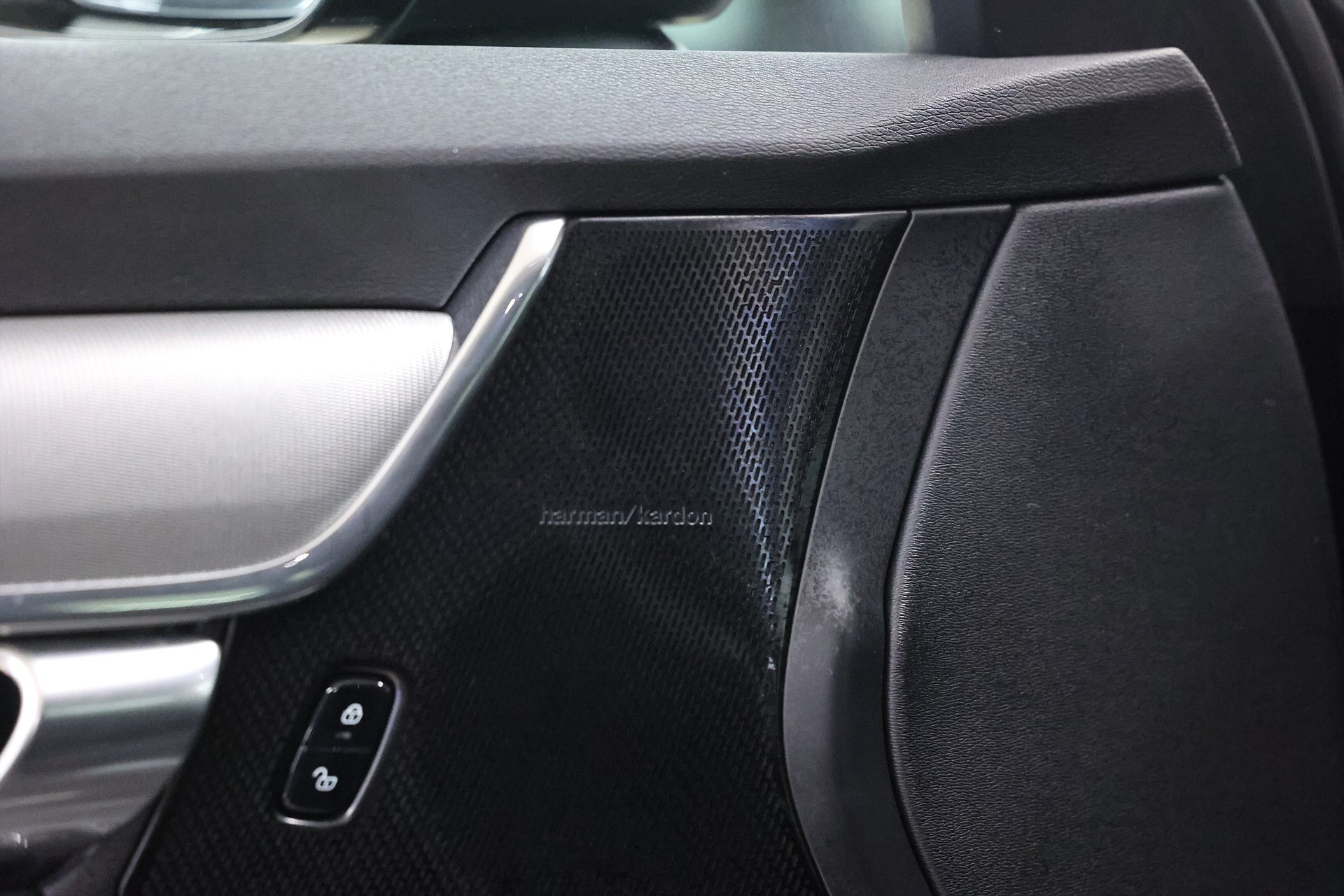 Volvo V90 Cross Country D4 AWD 190hk Momentum HUD H/K