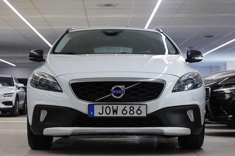 Volvo V40 Cross Country D2 115hk Momentum Värmare PDC