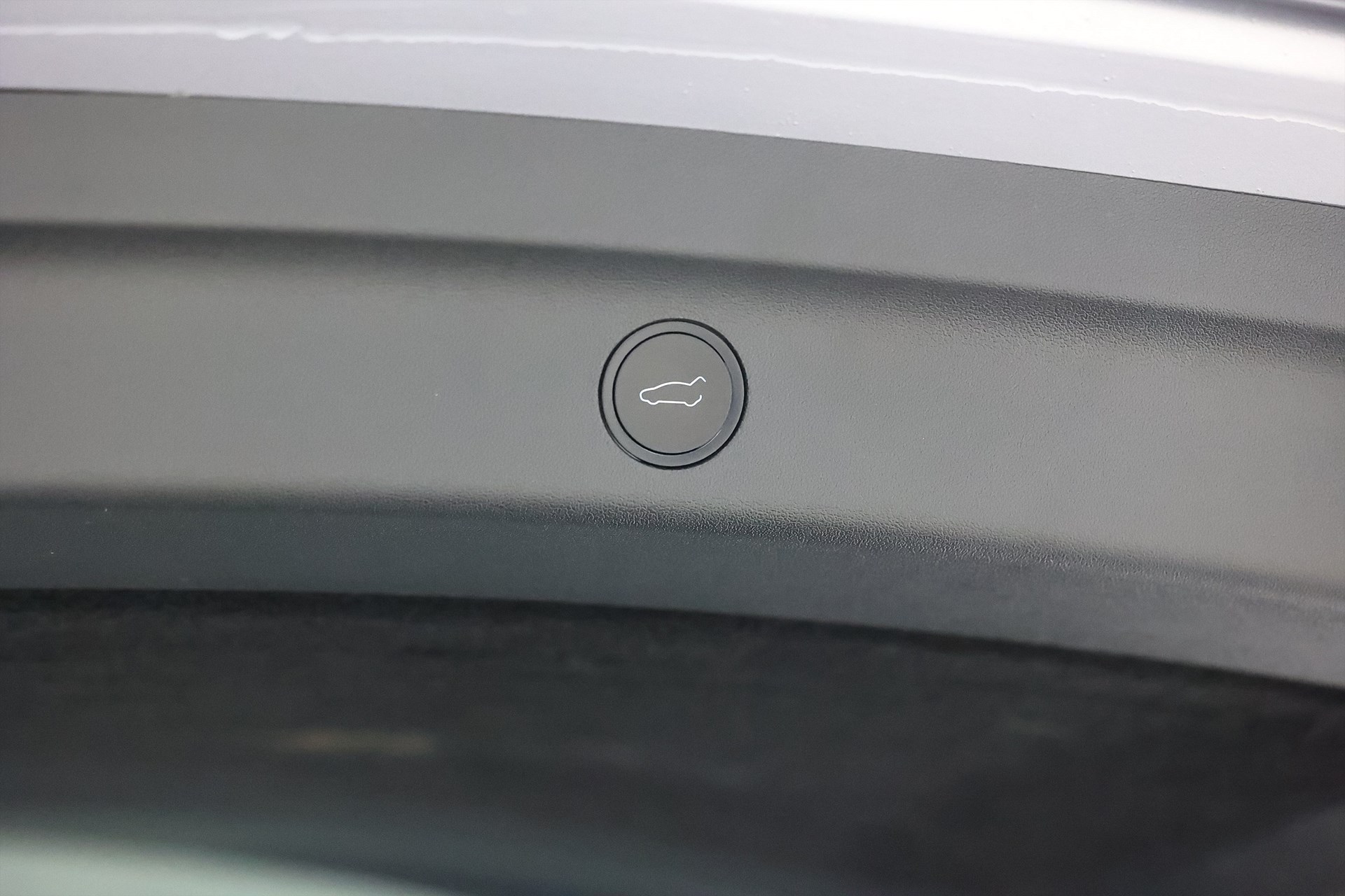 Tesla Model Y Long Range AWD 514hk Pano Navi Läder