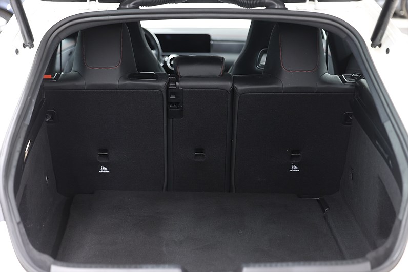 Mercedes-Benz CLA 200 SB 163hk AMG Drag Navi