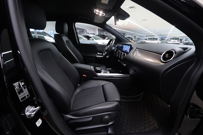 Mercedes-Benz B 180 136hk *Hjulkampanj!* Drag B-kamera Navi