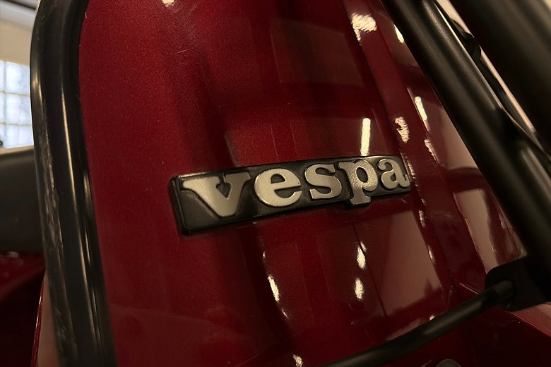Piaggio Vespa PX 0.2 CVT, 12hk, 1993 UNIK, röd – bild 17 av 17, begagnad hos Niber i Järfälla