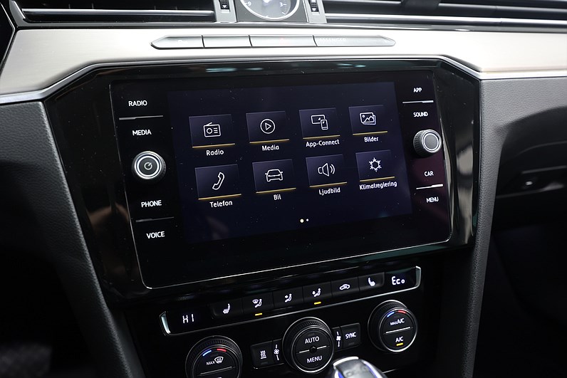 Volkswagen Passat GTE 1.4 TSI 218hk *Kampanj!* Värmare Kamera Drag