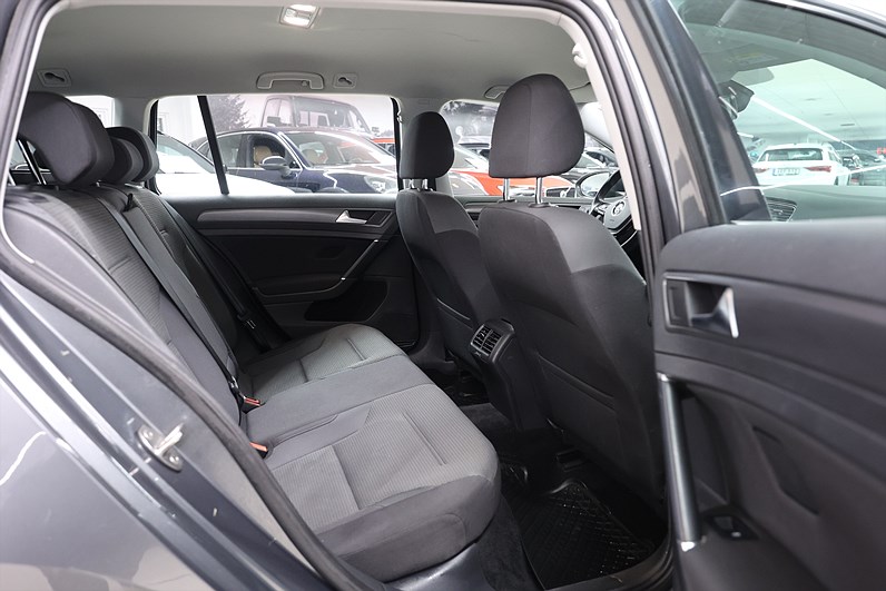 Volkswagen Golf Sportcombi 1.5 TSI 150hk B-kamera