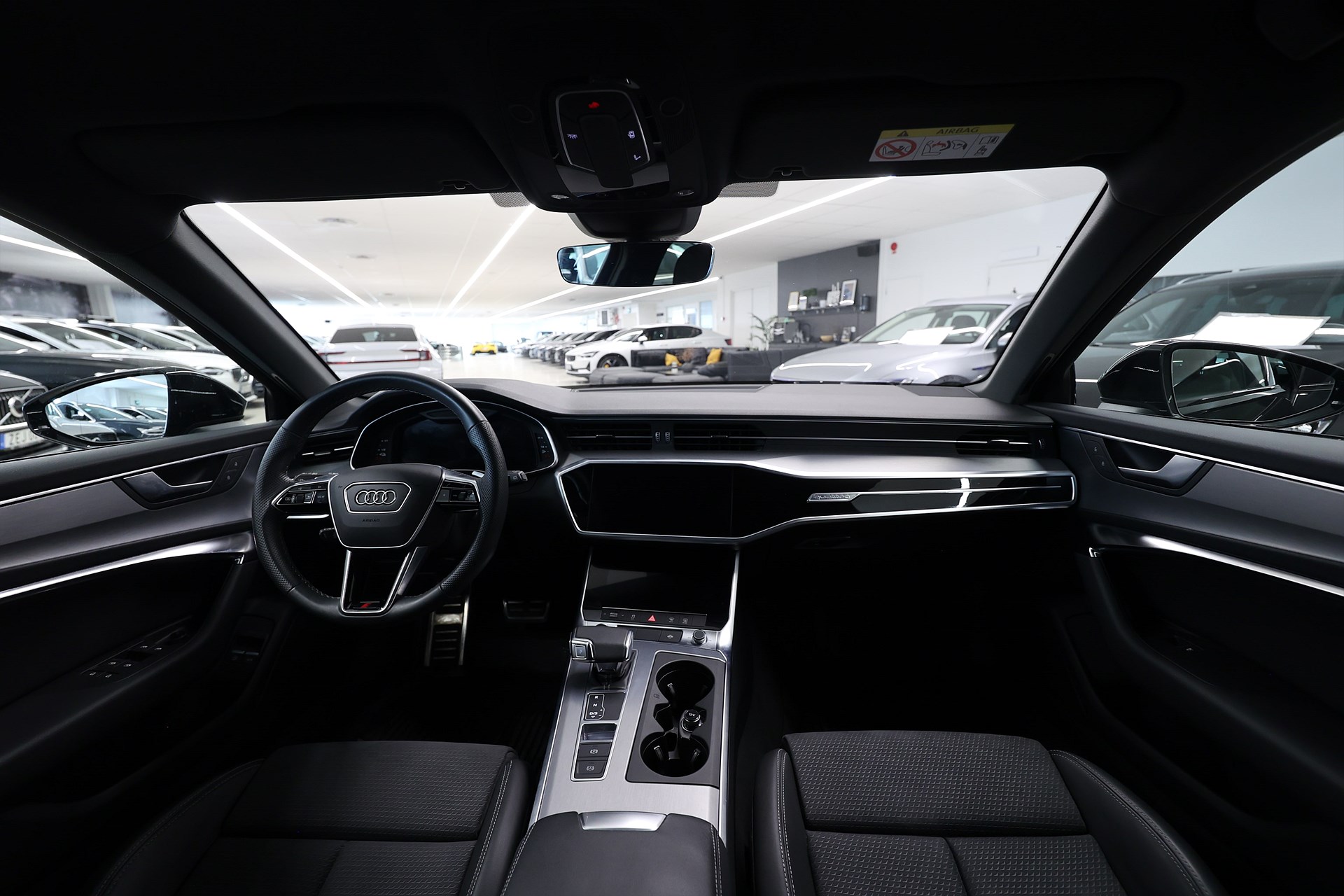 Audi A6 Avant 55 TFSI e Q S Line Svart Optik Drag Cockpit MOMS
