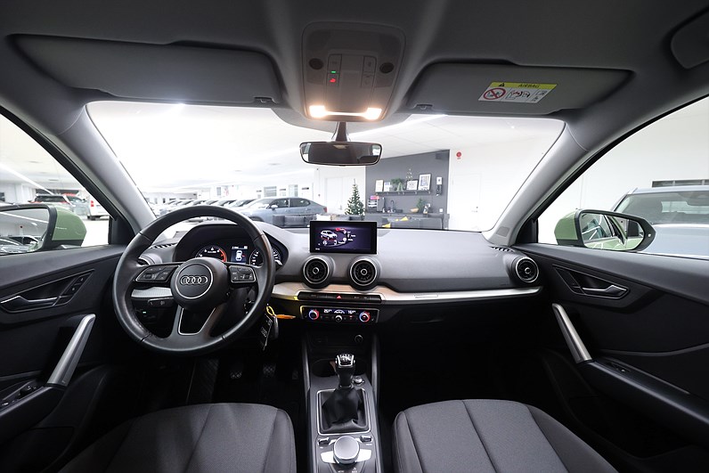 Audi Q2 30 TFSI 110hk *Hjulkampanj!* Proline PDC LED Farth MOMS