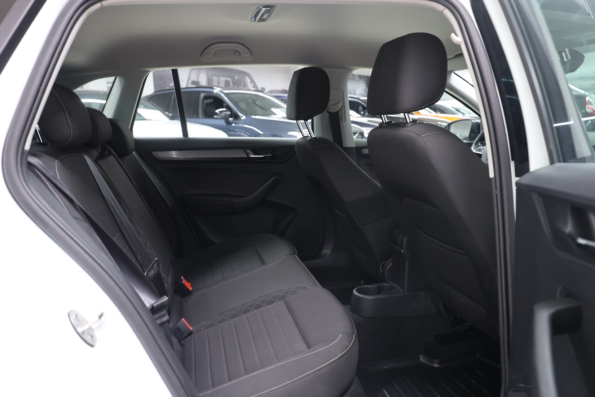 Skoda Rapid Spaceback 1.0 TSI 110hk Style PDC