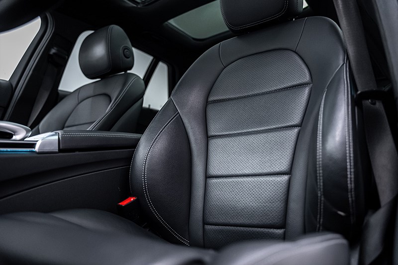 Mercedes-benz C-Klass 2018 - miniatyr 23