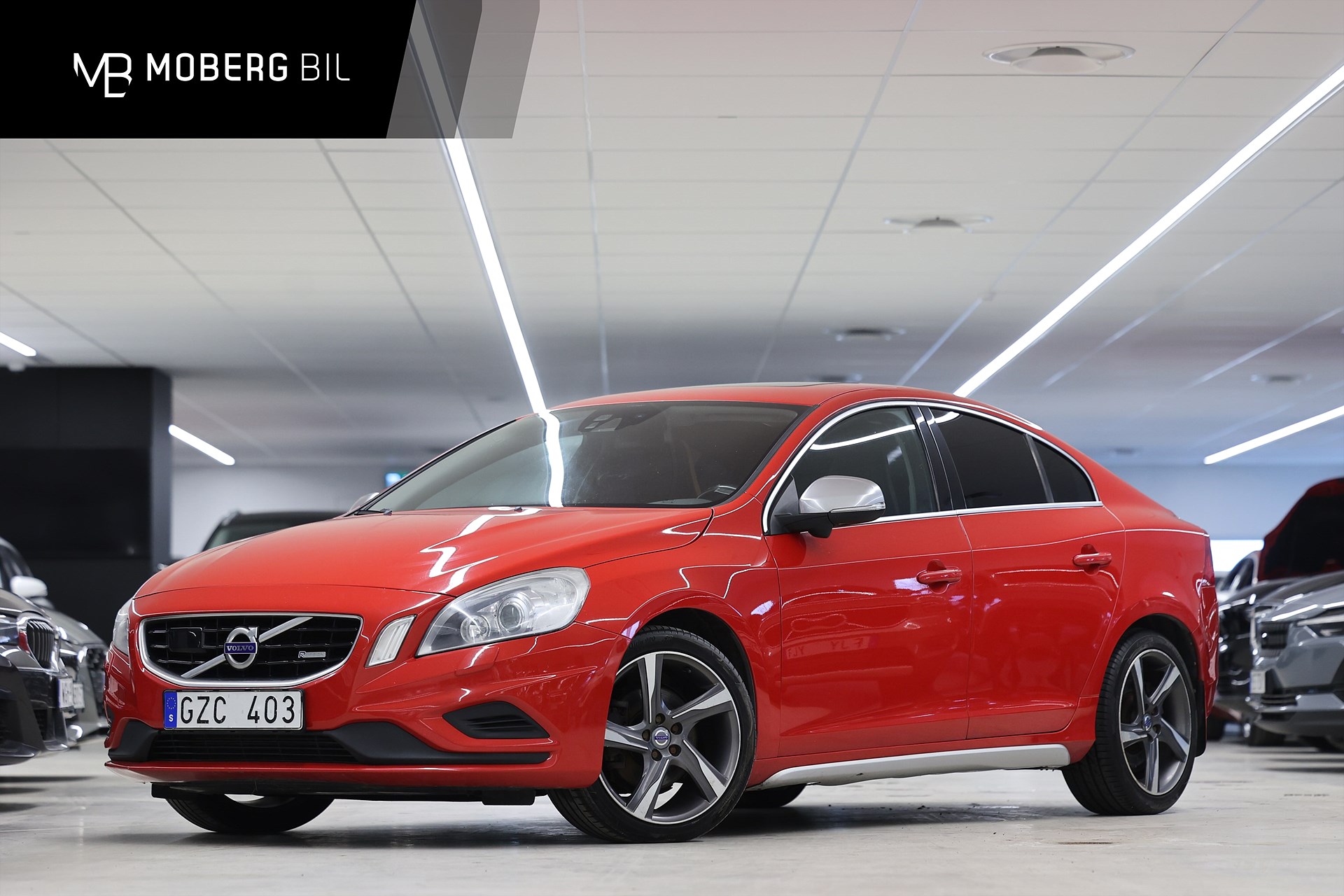 Volvo S60 T5 240hk R-Design Pano B-kamera Värmare