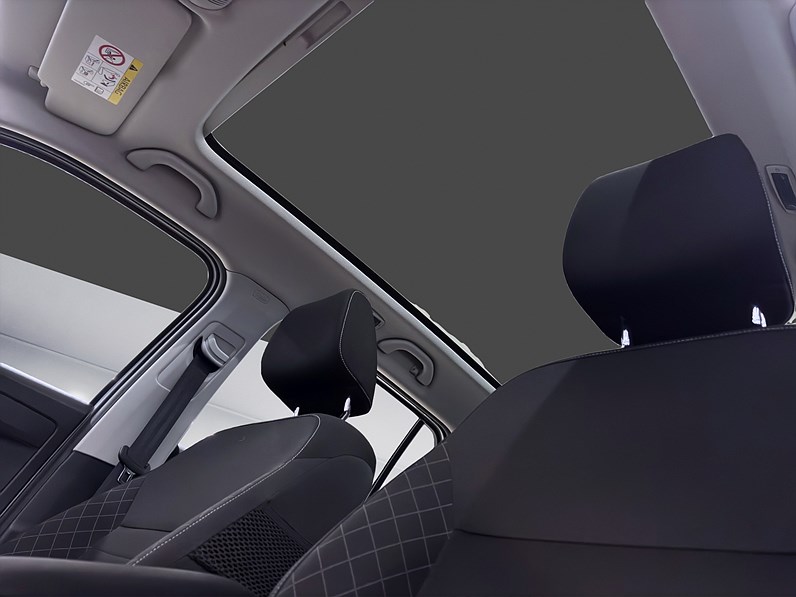 Škoda Fabia Kombi 1.2 TSI Manuell 90hk Style Pano Drag PDC