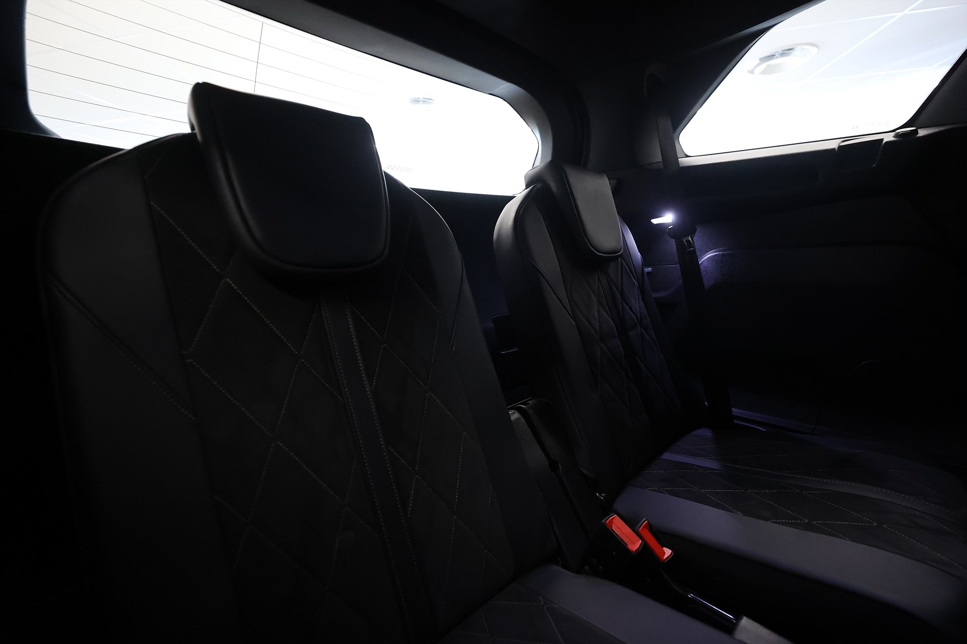 Peugeot 5008 2.0 BlueHDi 181hk *Hjulkampanj!* GT Line Focal 7-sits Drag