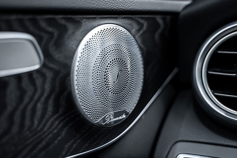 Mercedes-benz C-Klass 2018 - miniatyr 21