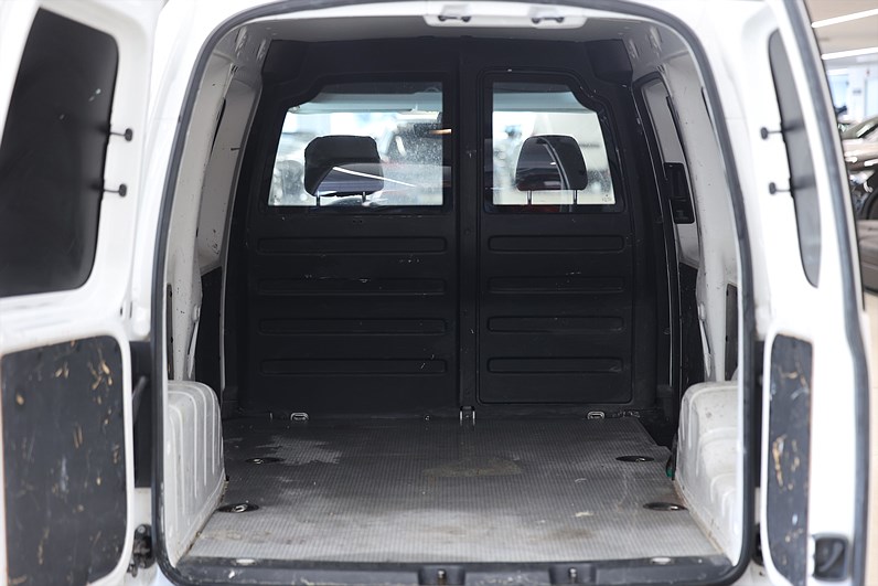 Volkswagen Caddy Maxi 2.0 TDI 102hk Värmare Drag MOMS