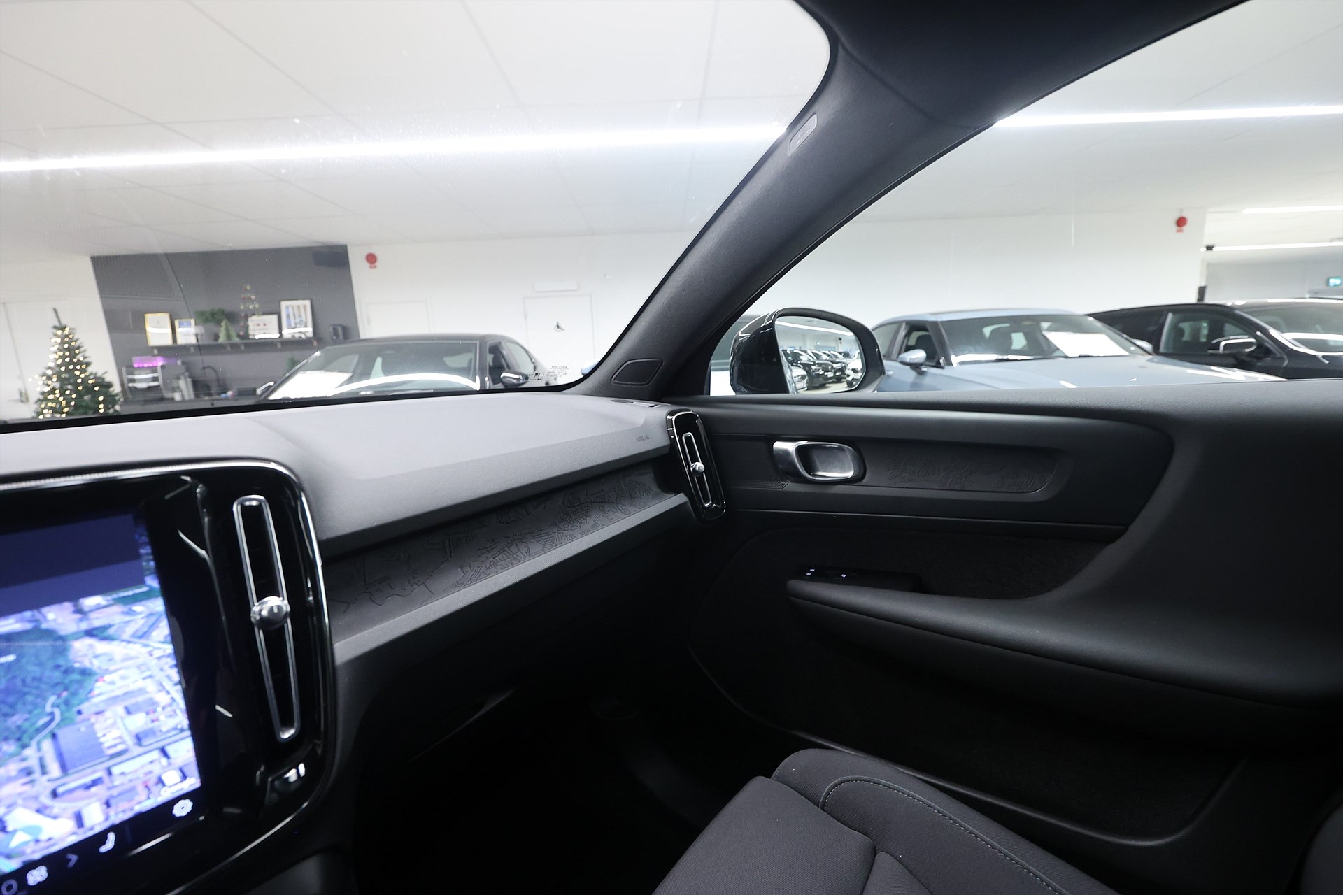 Volvo C40 Recharge Twin motor *Hjulkampanj!* Core Pano Drag