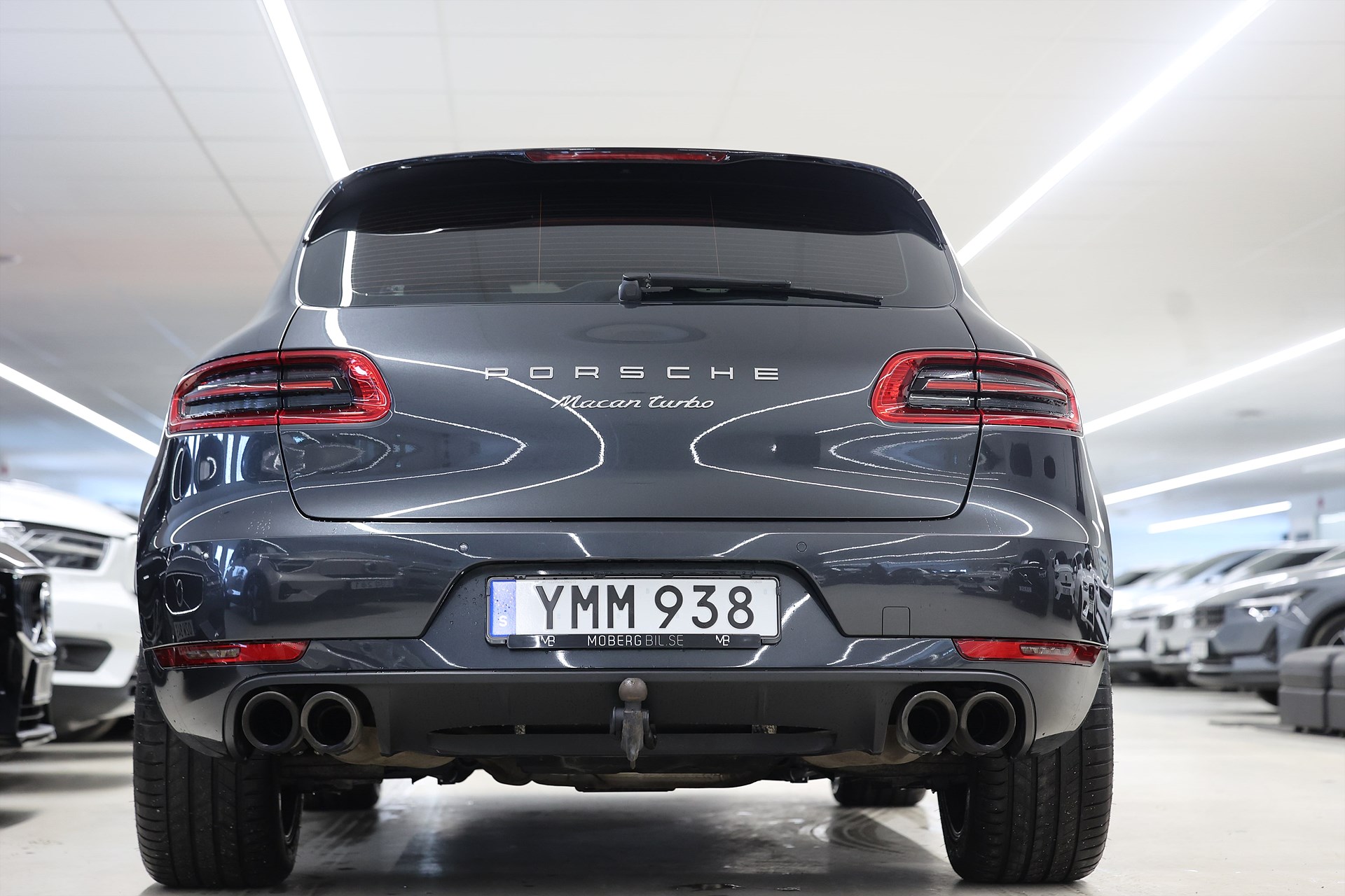 Porsche Macan Turbo Performance 441hk Sport Chrono BOSE Drag