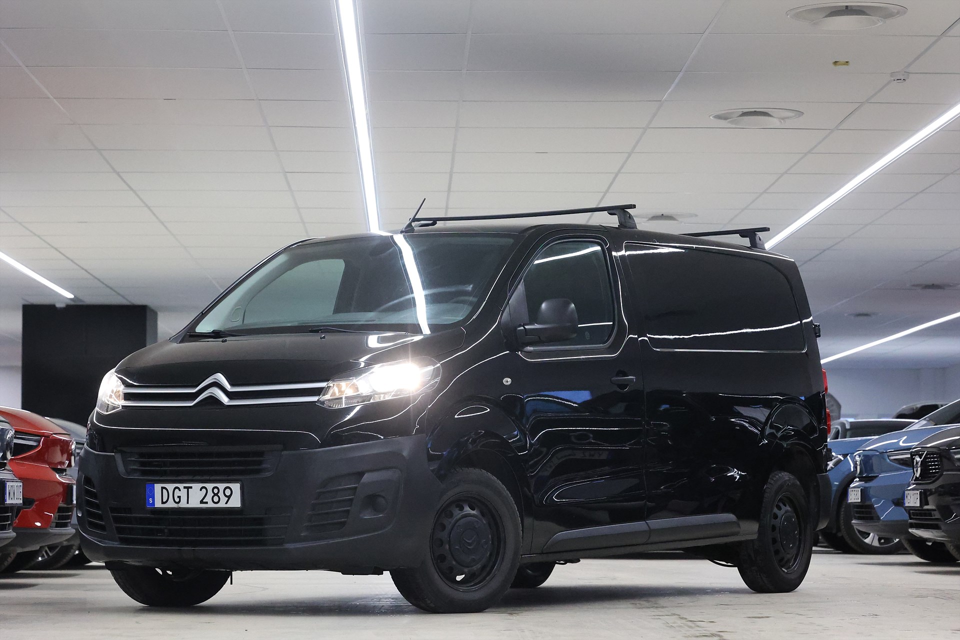 Citroën Jumpy Van 2.0 BlueHDi 177hk L2 Värmare Drag MOMS